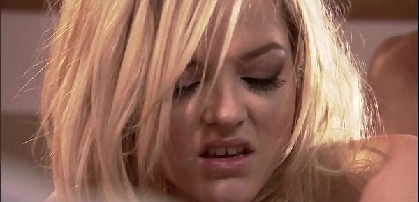  Wife swap with blonde bombshell Alexis Texas going buck wild riding dick